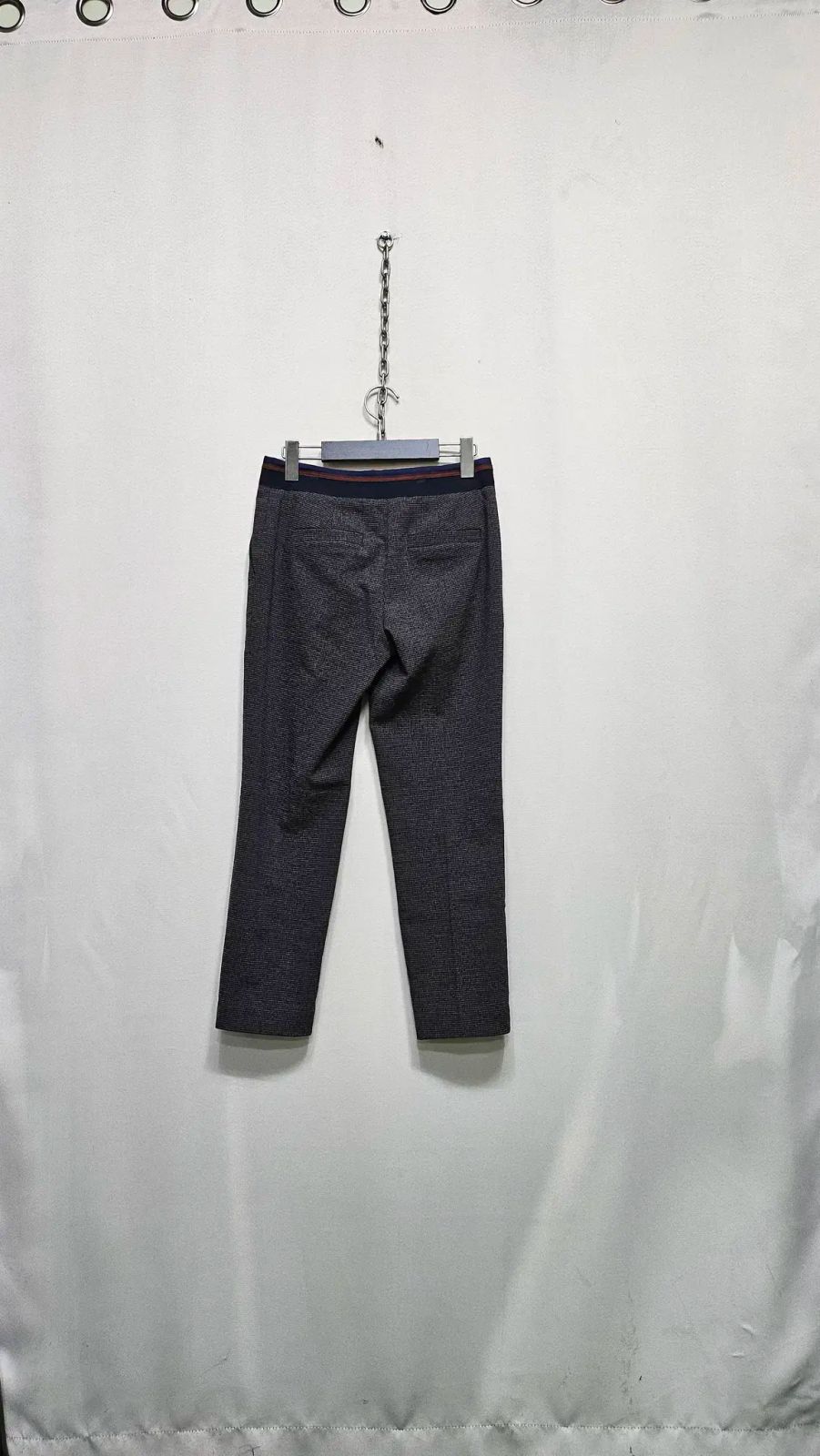 茶色とワインを少し混ぜたもの