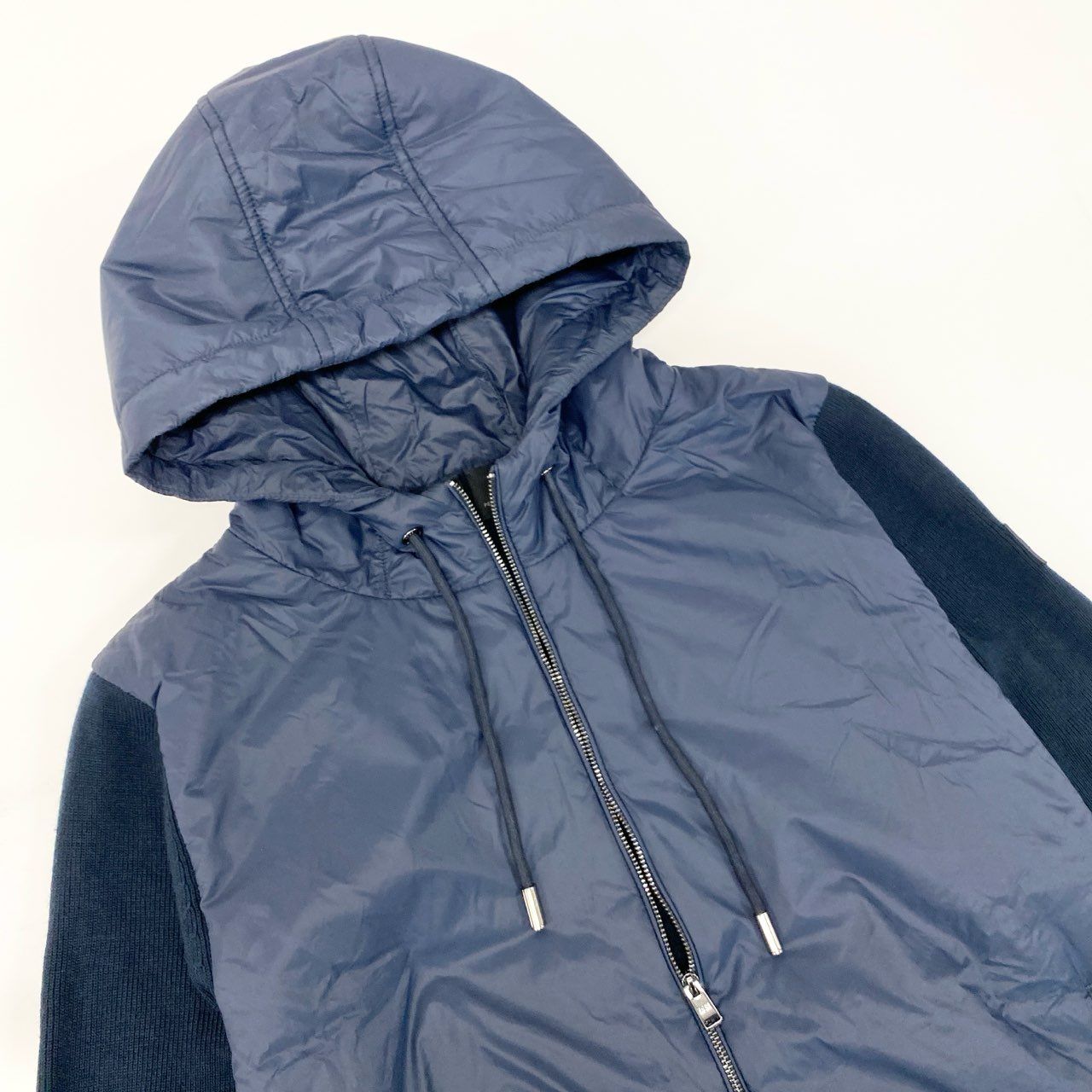 60i29 HUGO BOSS ヒューゴボス PERFPRMANCE ニット切替 中綿ナイロン 