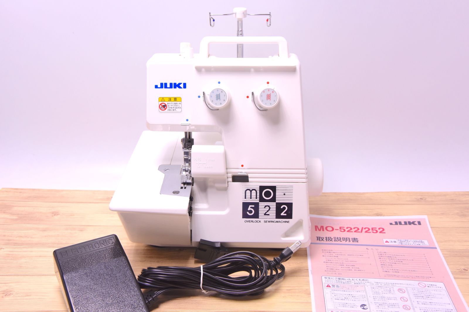 JUKI MO-522 メンテナンス済み オーバーロックミシン 1本針2本糸 