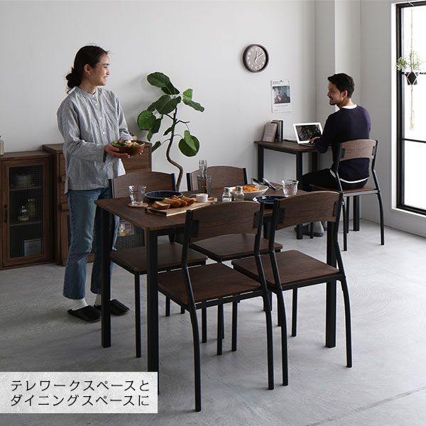 テーブル