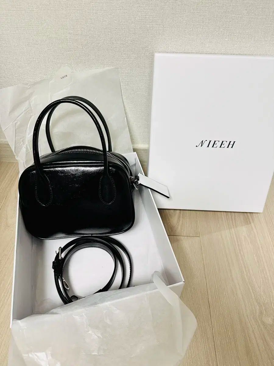 NIEEH ニヒ スクエアバッグ ミニ