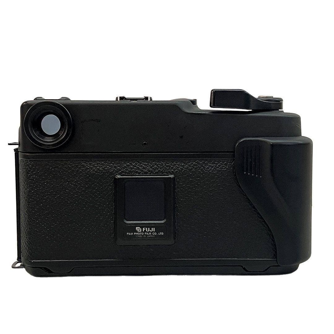 簡易清掃済み FUJIFILM GW690III 6×9 Professional フィルムカメラ 90mm F3.5 中判 ジャンク C10420573