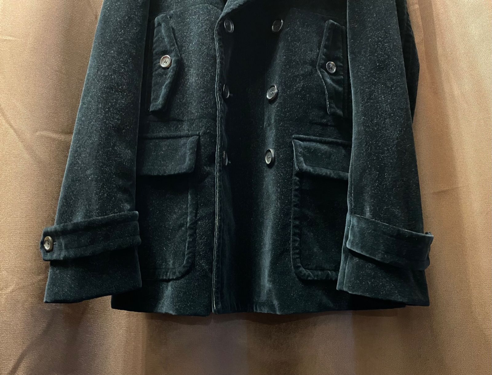 MADE IN ITALY製 GUCCI ベルベットPコート ブラック 48サイズ