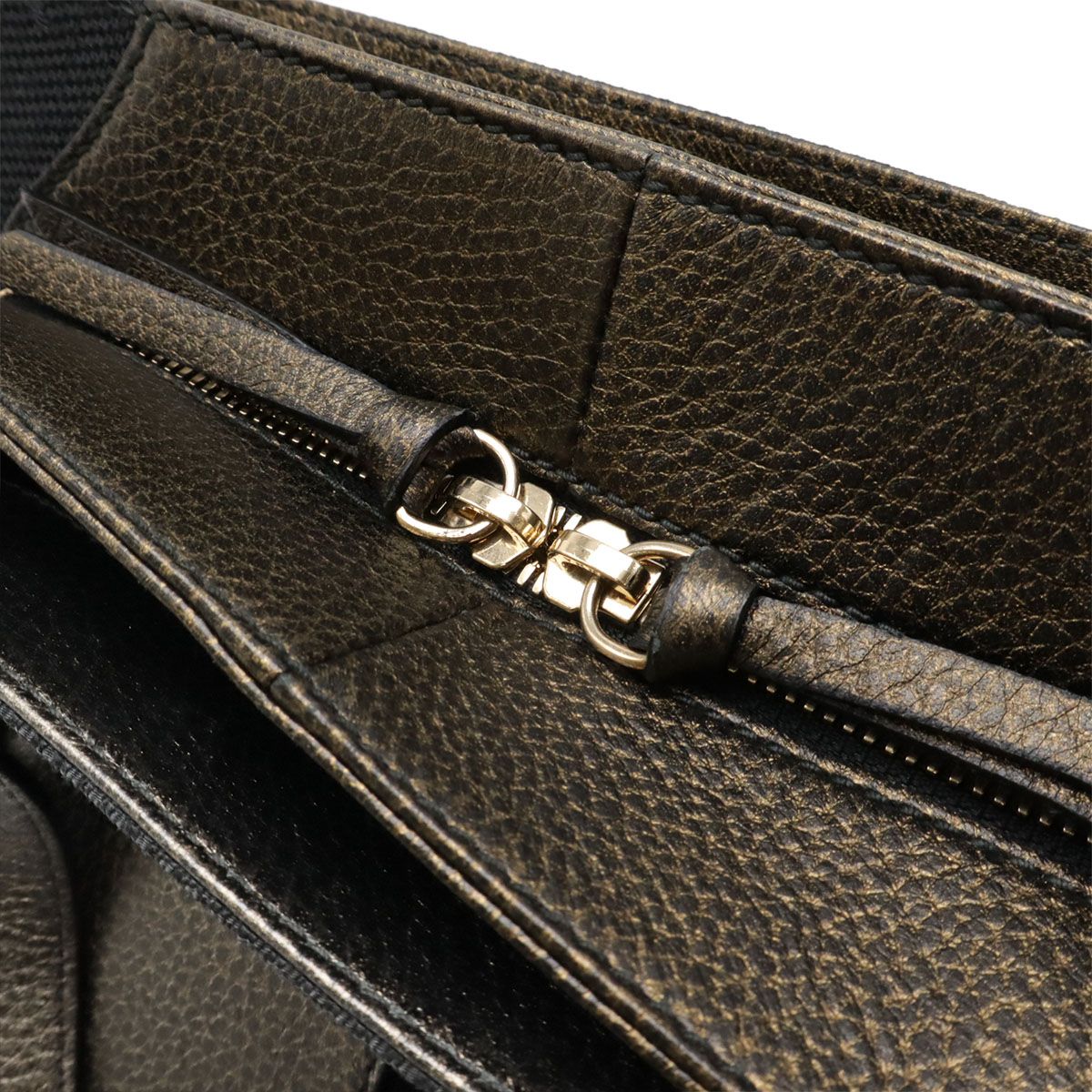 BVLGARI ブルガリ マキシレッタレ ロゴマニア ハンドバッグ 2WAY