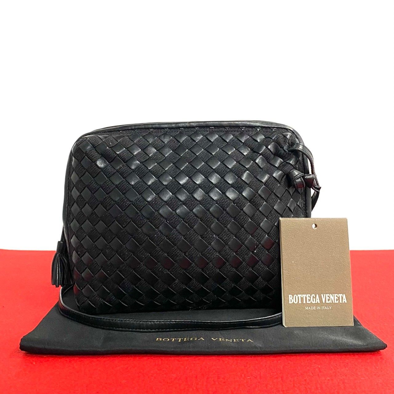 ほぼ未使用 BOTTEGA VENETA ボッテガヴェネタ イントレチャート レザー 