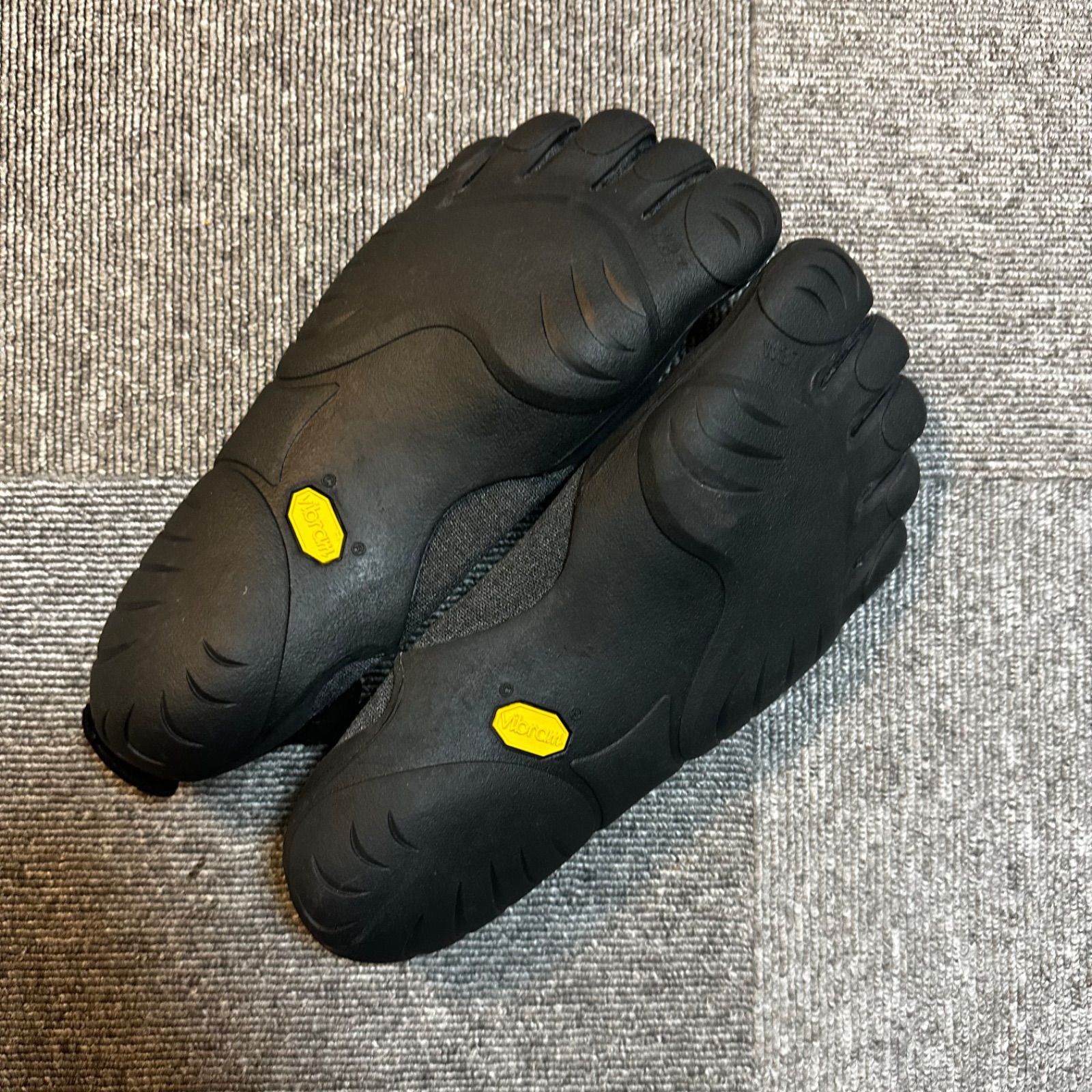 単品価格 Vibram FiveFingers/W37(23.2cm) | www.takalamtech.com