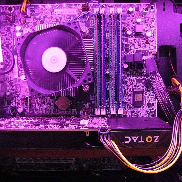 ◇桃3連◇高FPS i7ゲーミングPC】ヴァロラント/パルワールド◎