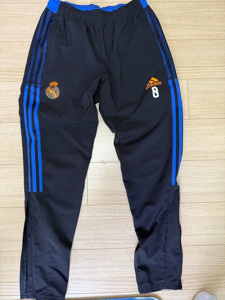 レアル・マドリード UEFAチャンピオンズリーグ トレーニングジャージ レアル・マドリード UEFAチャンピオンズリーグ トレーニングジャージ