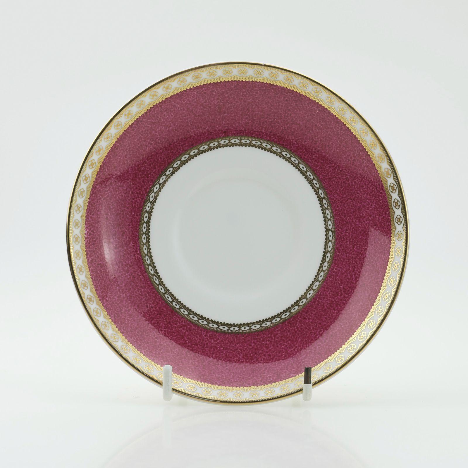 ウェッジウッド　ユーランダー　パウダールビー ウェッジウッド ユーランダーパウダールビー ティーカップ＆ソーサー