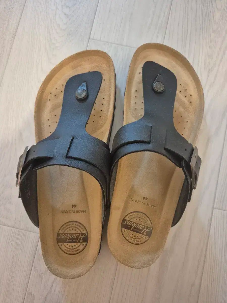 STRATA エストラータ デニムライクテーラードタックジレ 美品 0528_COHINA-23-4517_b3e01ccb-