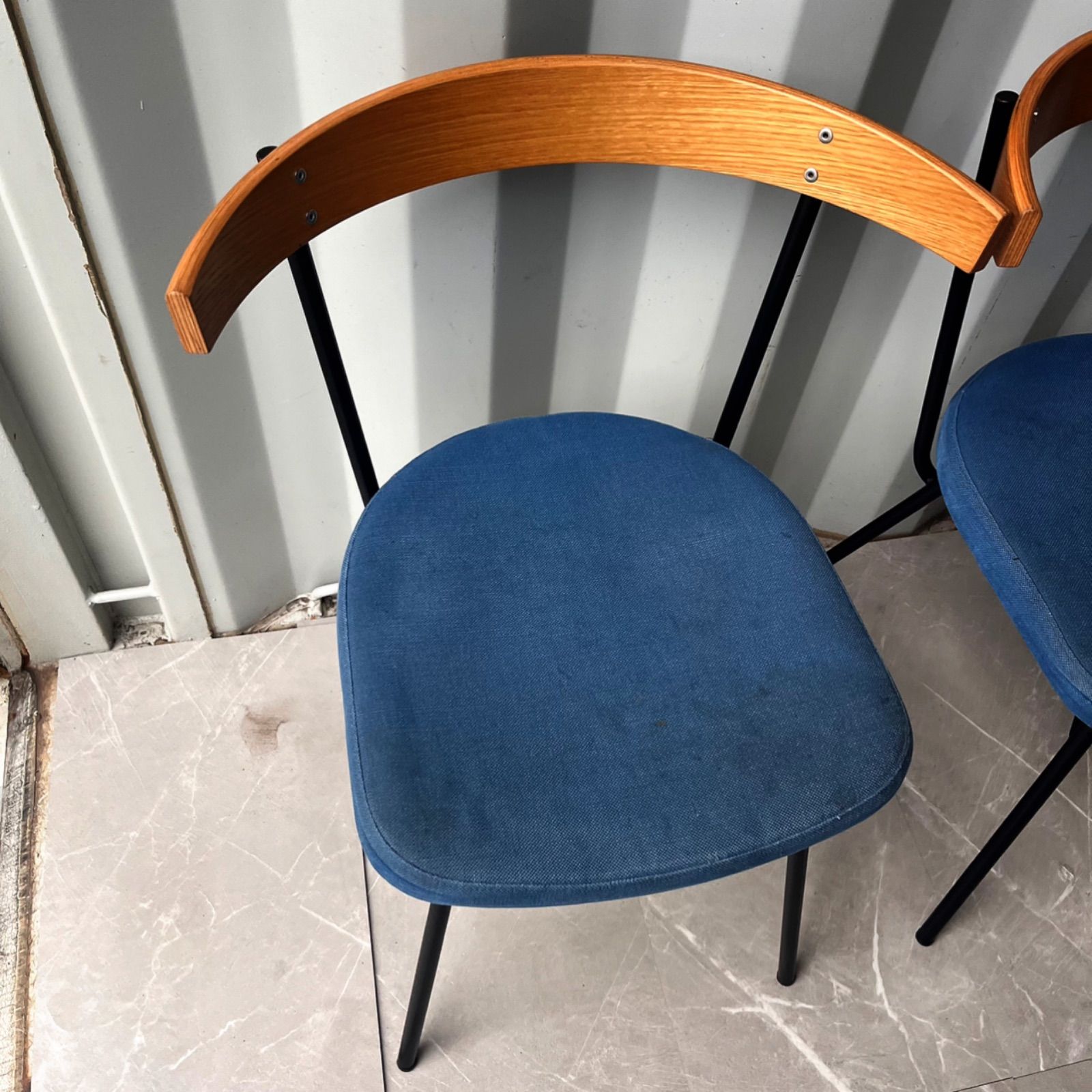 取付無料！イデー フェレチェア 北欧モダン風ブルーダイニングチェア2