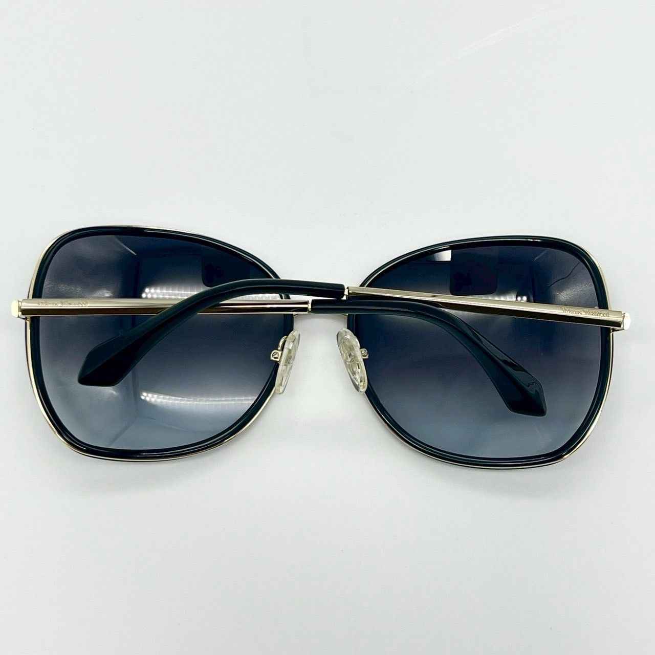 ヴィヴィアンウエストウッド サングラス シルバー ブラック 美品 70913 ヴィヴィアンウエストウッド サングラス シルバー ブラック 美品 70913