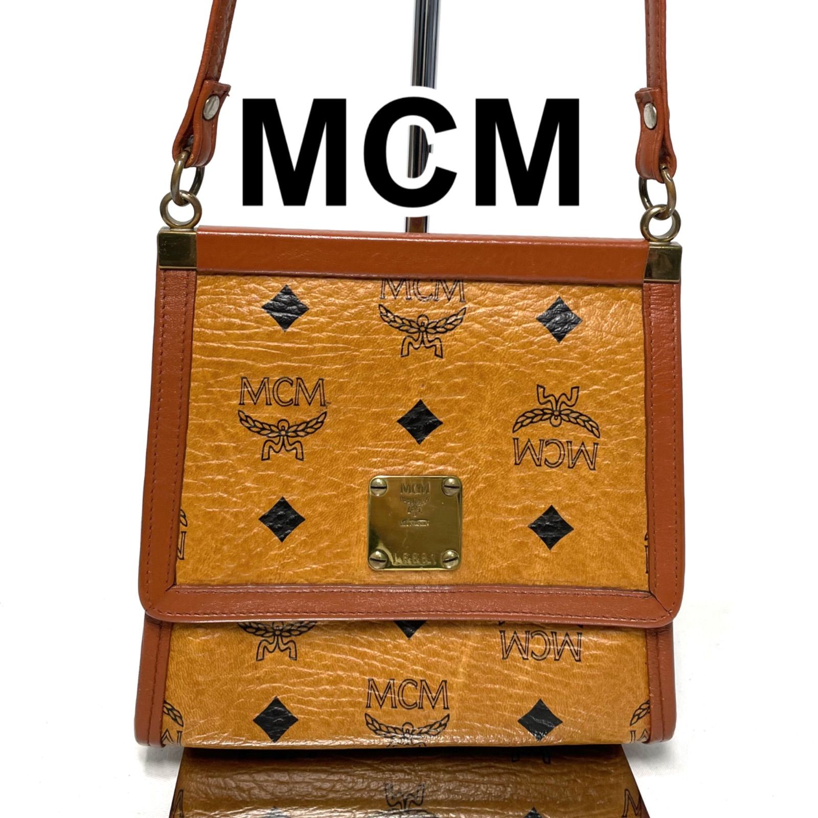 MCM ブラウンレザーショルダーバッグ MCM ブラウンレザーショルダーバッグ