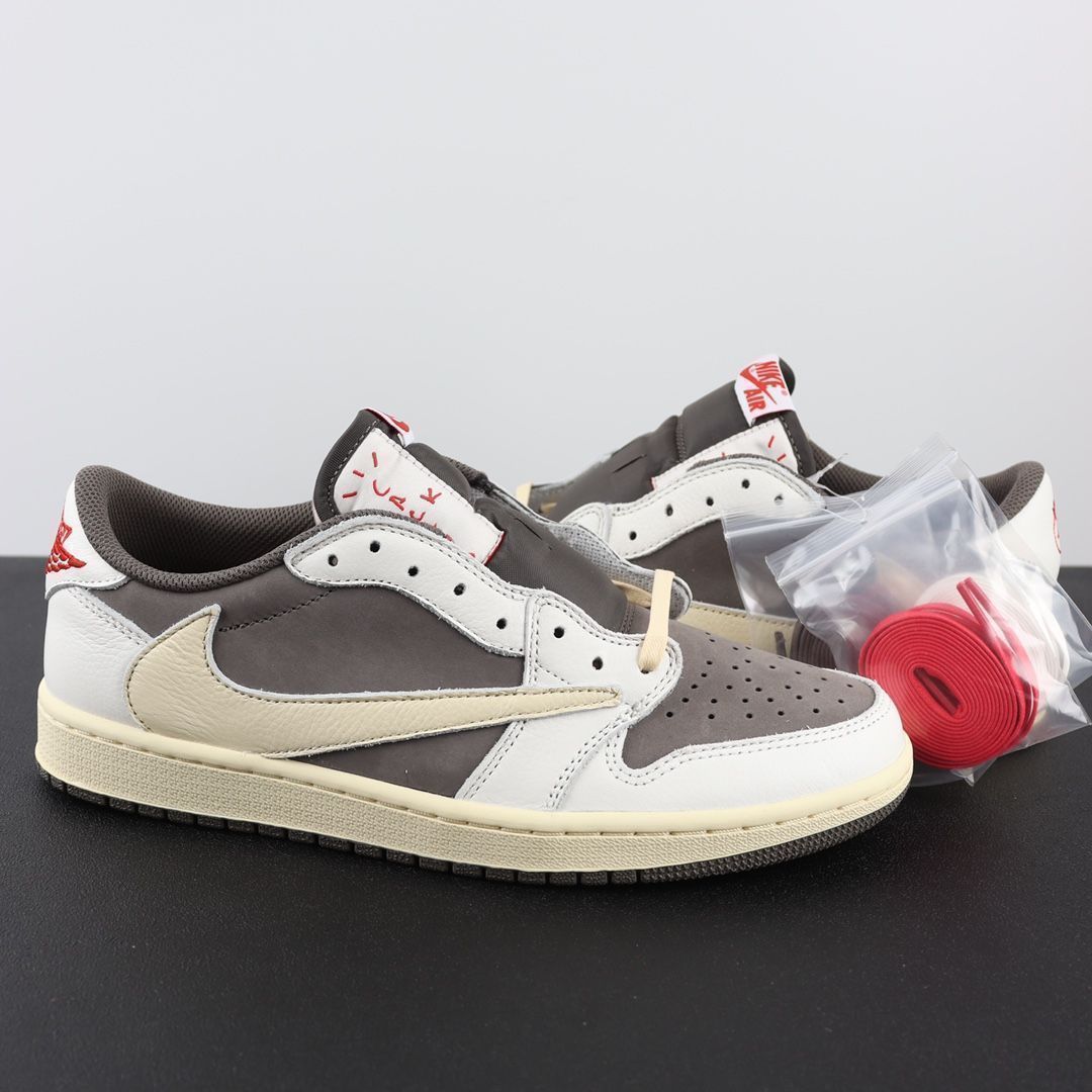 NIKE aj1 ホワイトブラウンモカバーブ