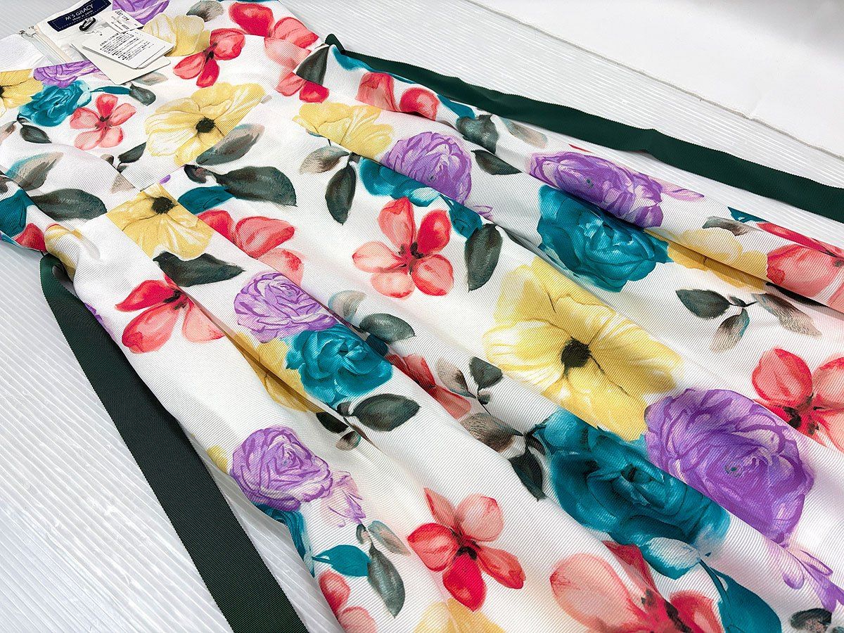 美品　エムズグレイシーワンピース　花柄 花柄✨エムズグレイシー ワンピース M 花柄 薔薇 Aライン 半袖