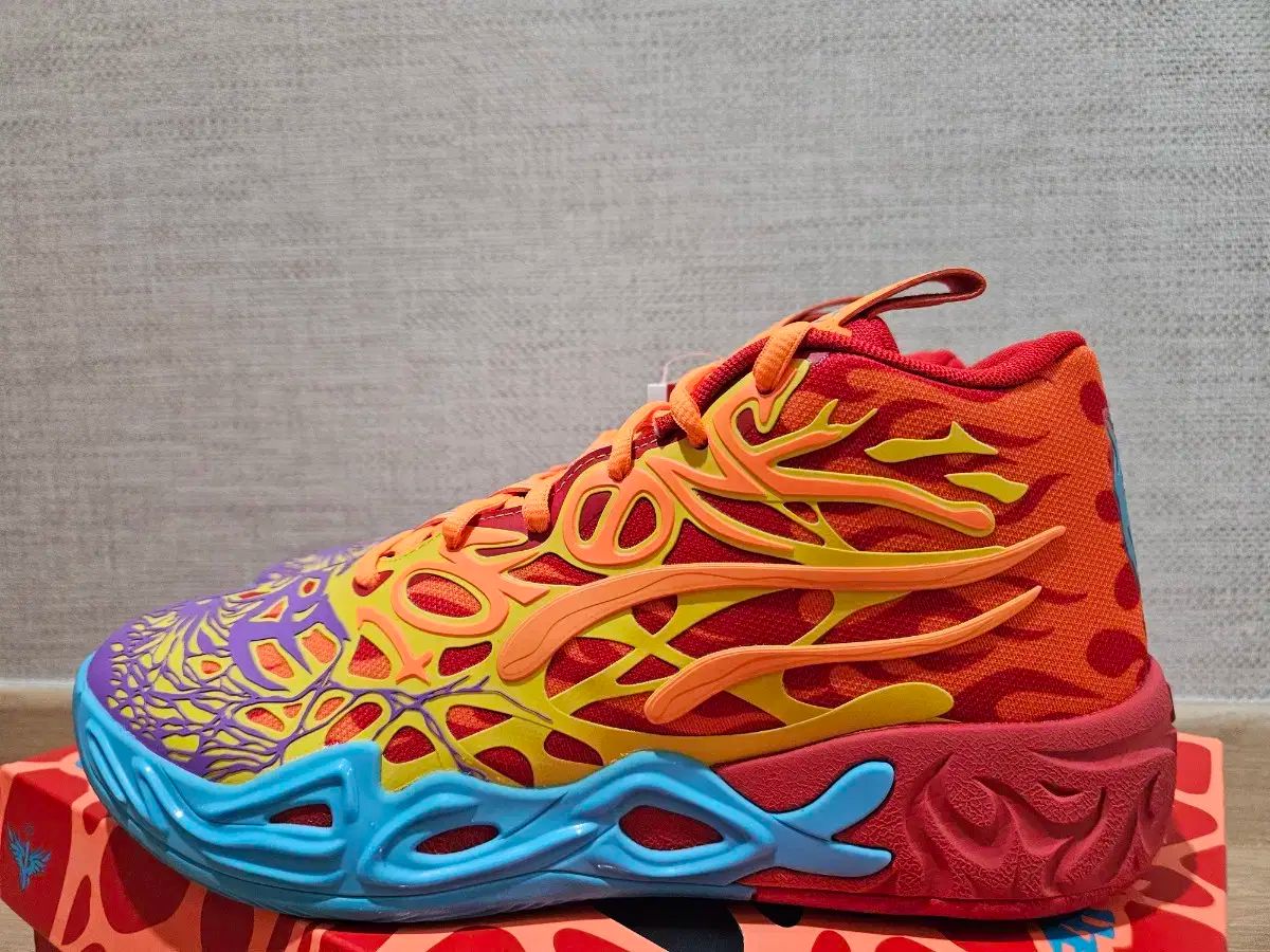 プーマ MB 04 フィニックス サイズ270 275 285