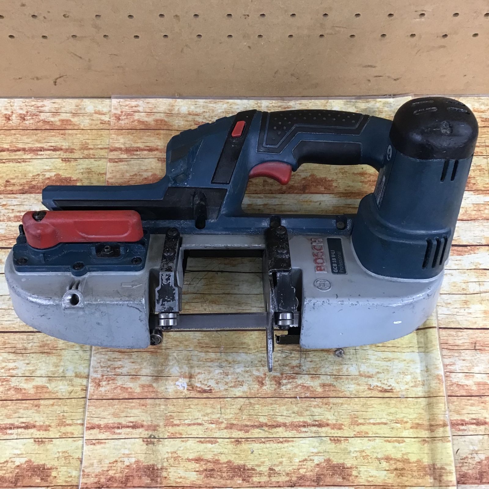 BOSCH(ボッシュ)18Vバッテリーバンドソー〔GCB18V-LI〕【川崎店  