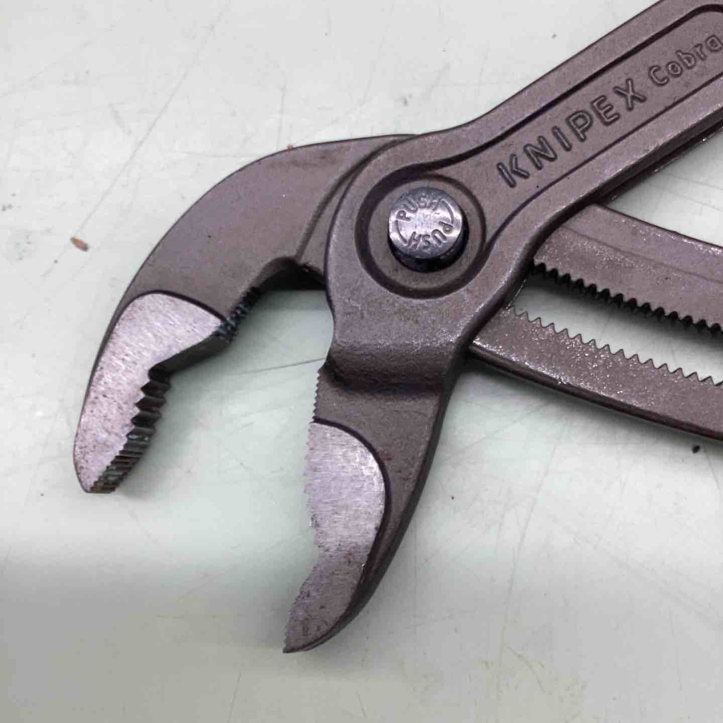 ウォーターポンププライヤー