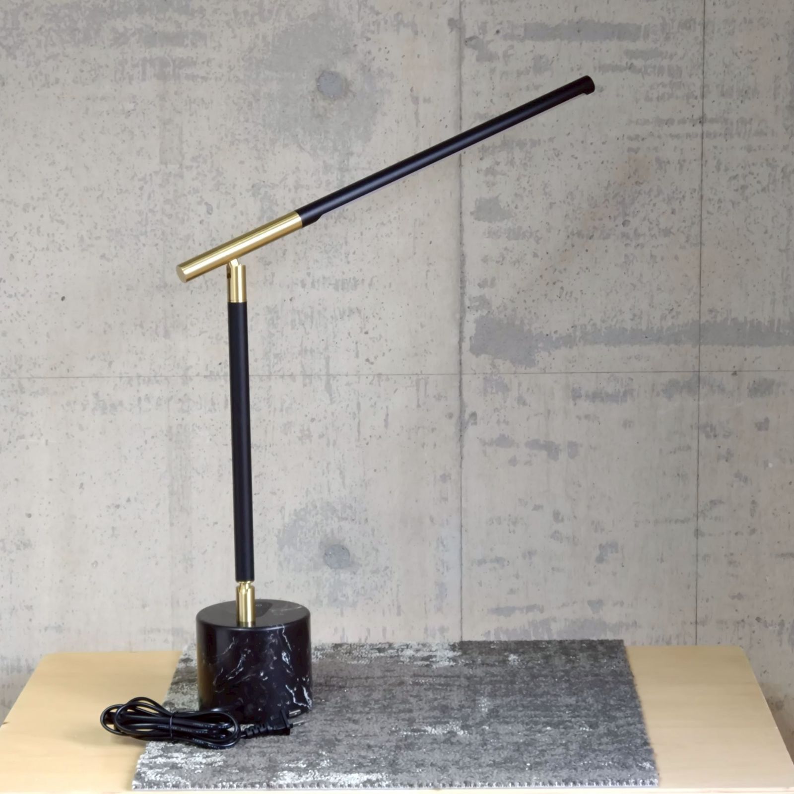 品 ARTWORKSTUDIO アートワークスタジオ LEDデスクライト D0491