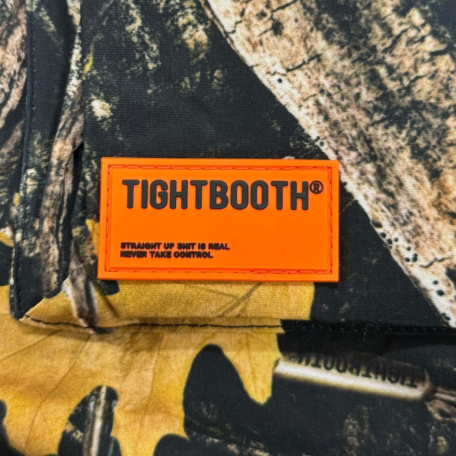 定価38500円 新品 TIGHTBOOTH 22AW BULLET CAMO REVERSIBLE VEST 