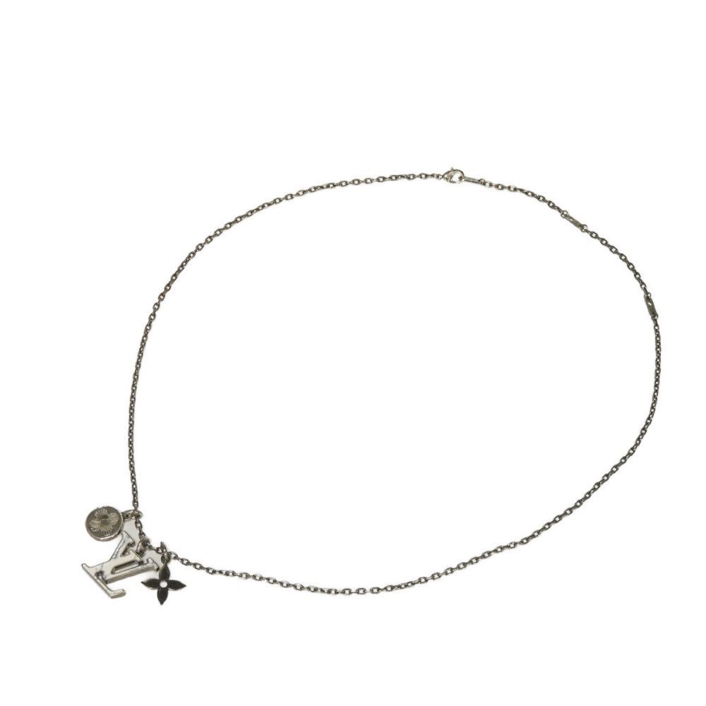 LOUIS VUITTON ルイ ヴィトン ペンダント LV イニシャル 合成石 エイジング加工 ガンメタル モノグラム フラワー ストーン ホワイト ネックレス M00317