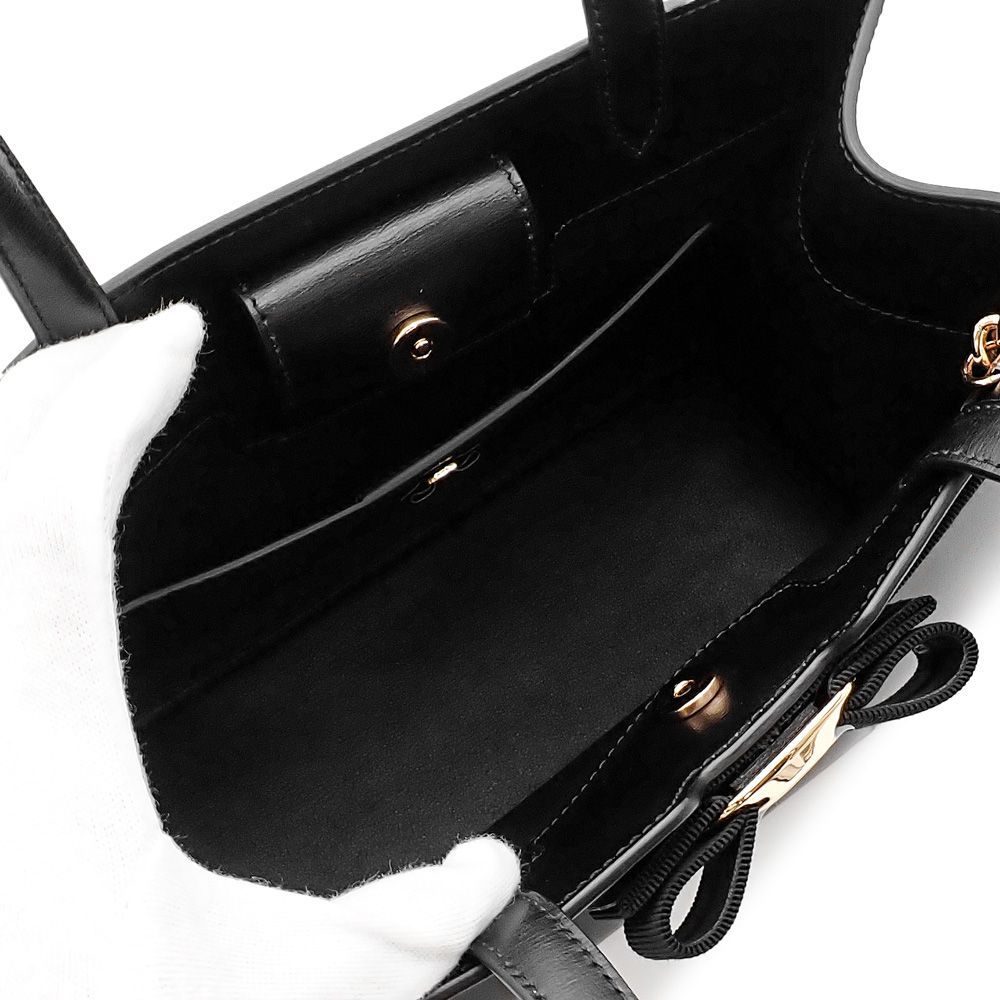 サルヴァトーレフェラガモ ヴァラ ハンドバッグ ショルダーバッグ  