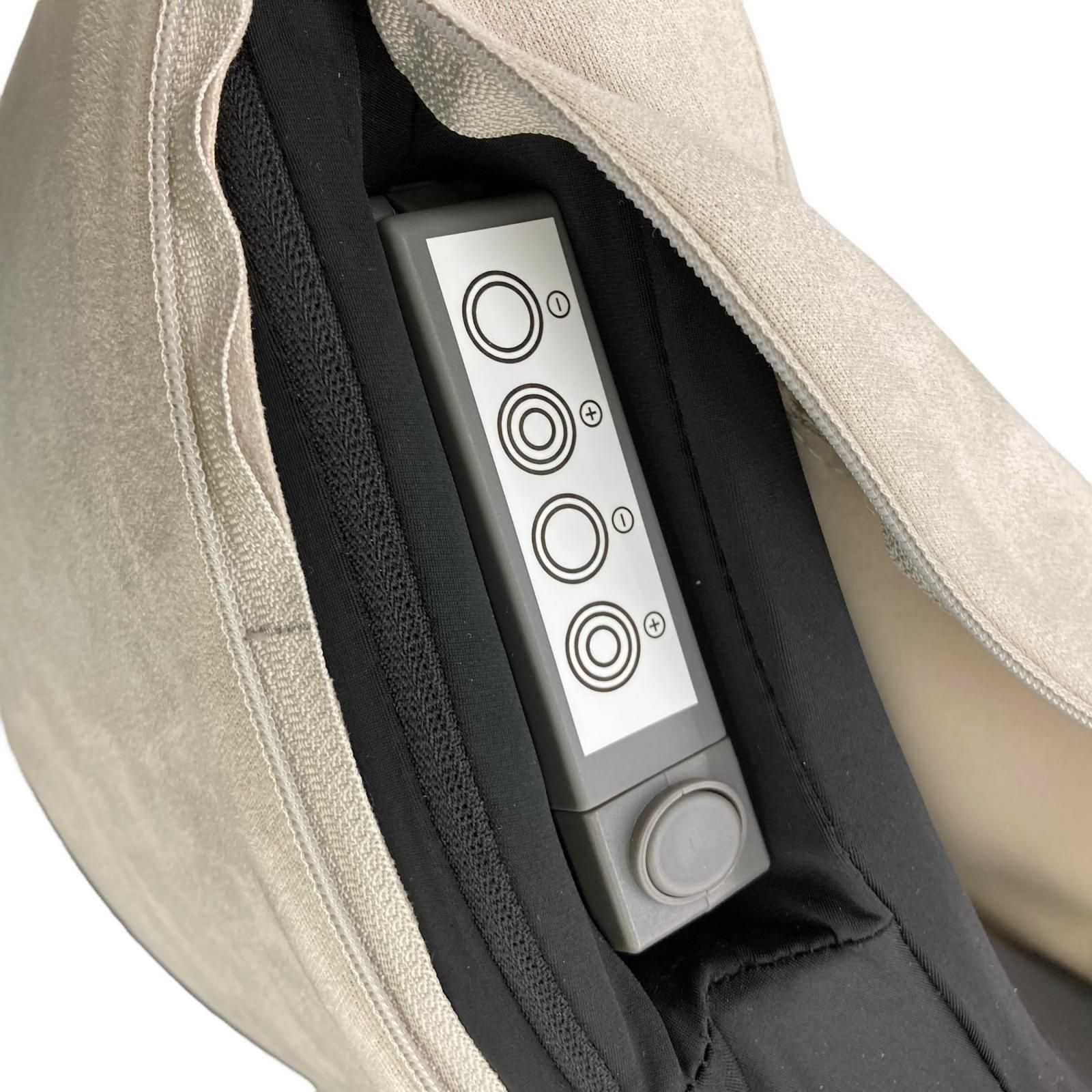 クッション hermot