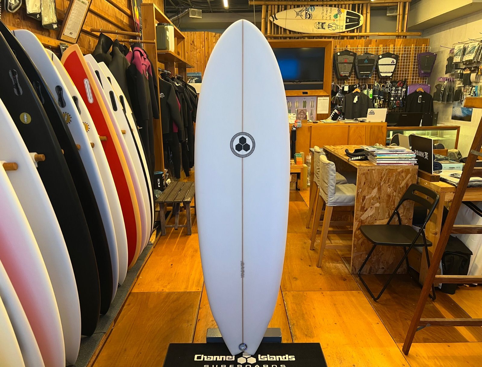 ＜新品・送込＞アルメリック 5.6 G Skate ゴールドスプレー　A2562 ci-gskate-ect-02-.jpg