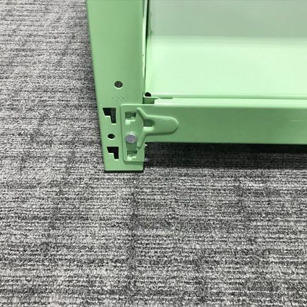 セミボルトレス