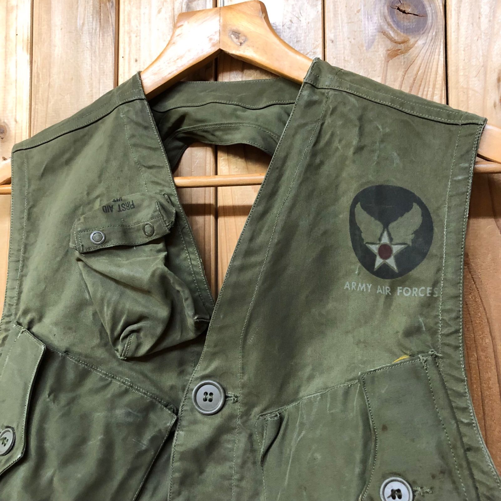 40 s 50 米軍 U.S. ARMY AIR FORCE C-1 サバイバルベスト USAAF アメリカ陸軍航空軍 軍用 拳銃用のホルスター付き ミリタリー ヴィンテージ