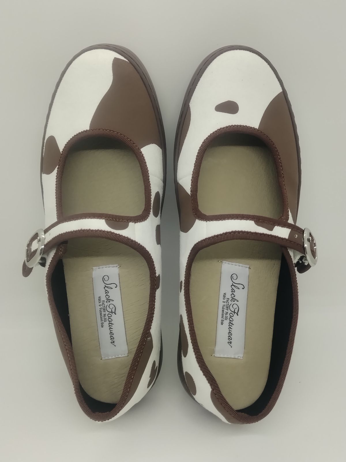【極美品】SLACK FOOTWEAR TOLTE ブラウン　24cm スラック トルテ 24.0cm カウブラウン パンプス カンフー