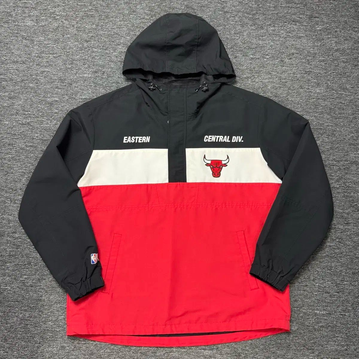 NBA シカゴ ブルズ フード アノラック XL