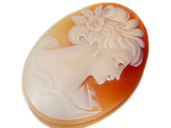 ジュエリー極】聡明な女性の横顔 アンティークシェルカメオルース 40.4