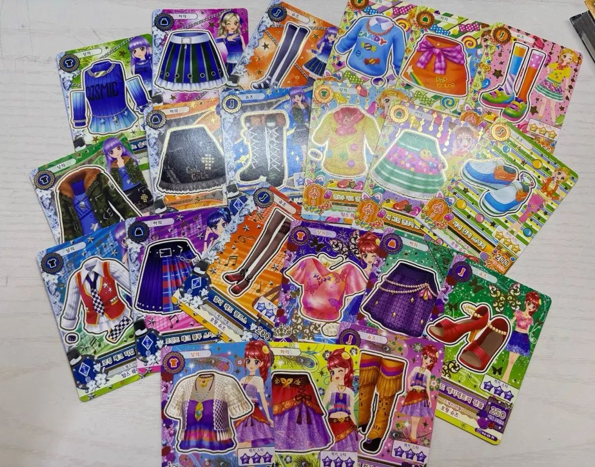アイカツ 大量コーデセット【6810 トレーディングカード アイカツ 大量
