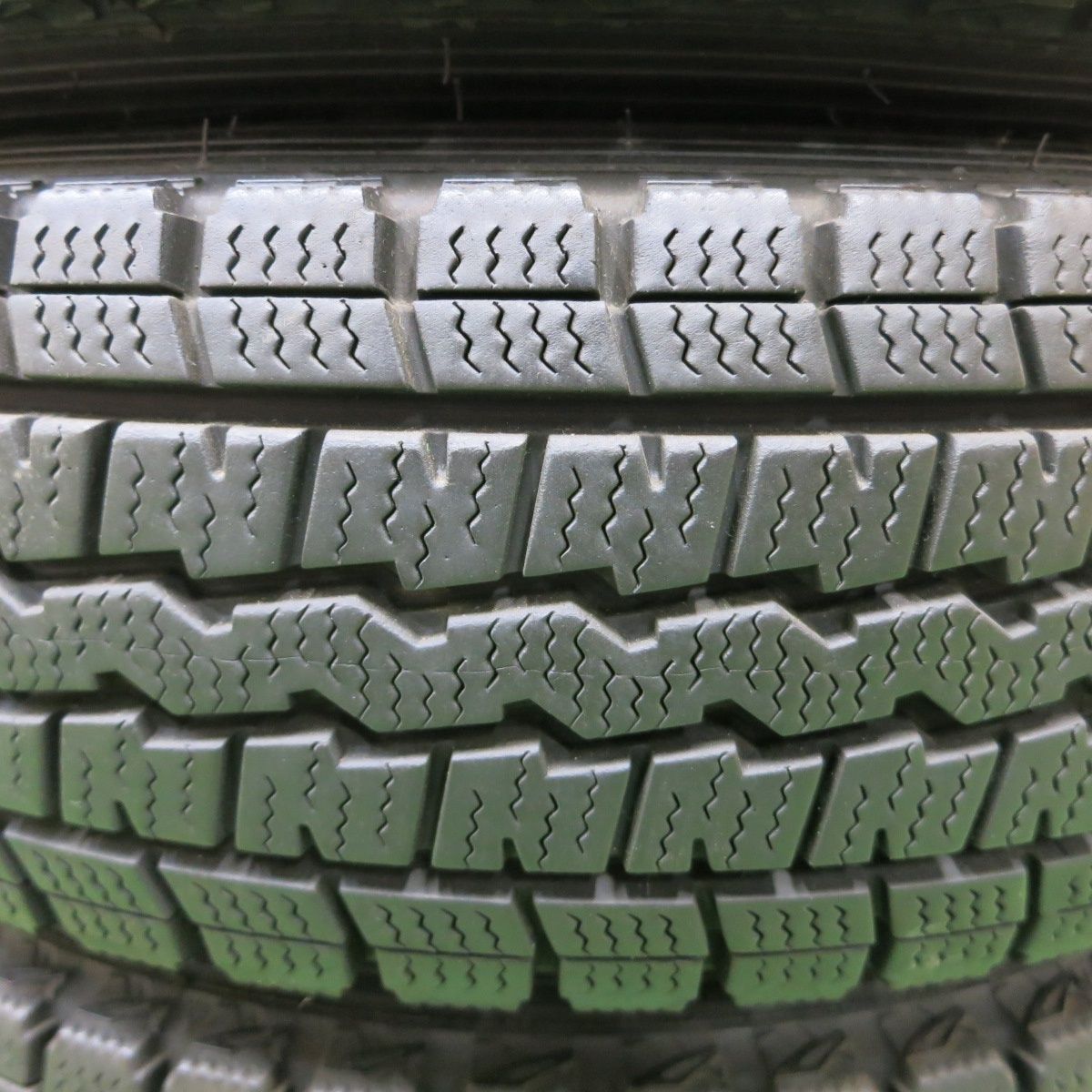 9.5分 スタッドレス