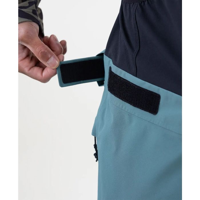 シャルピニスト ビブパンツ