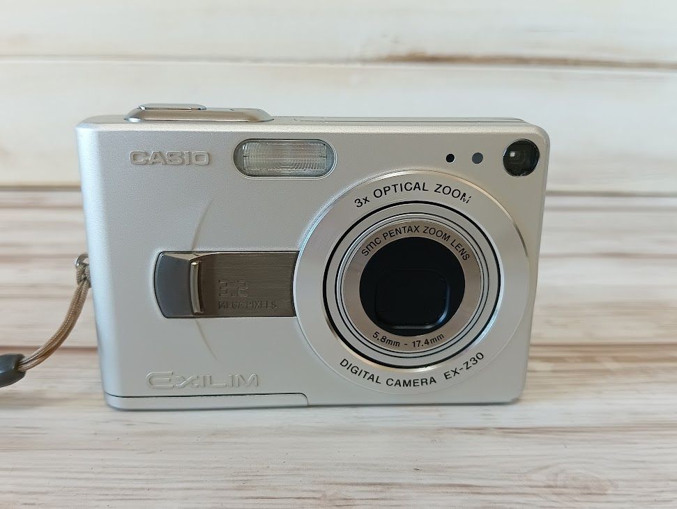 ジャンク品 カシオ EXILIM EX-Z30 シルバー デジカメ 管理番号KKV470