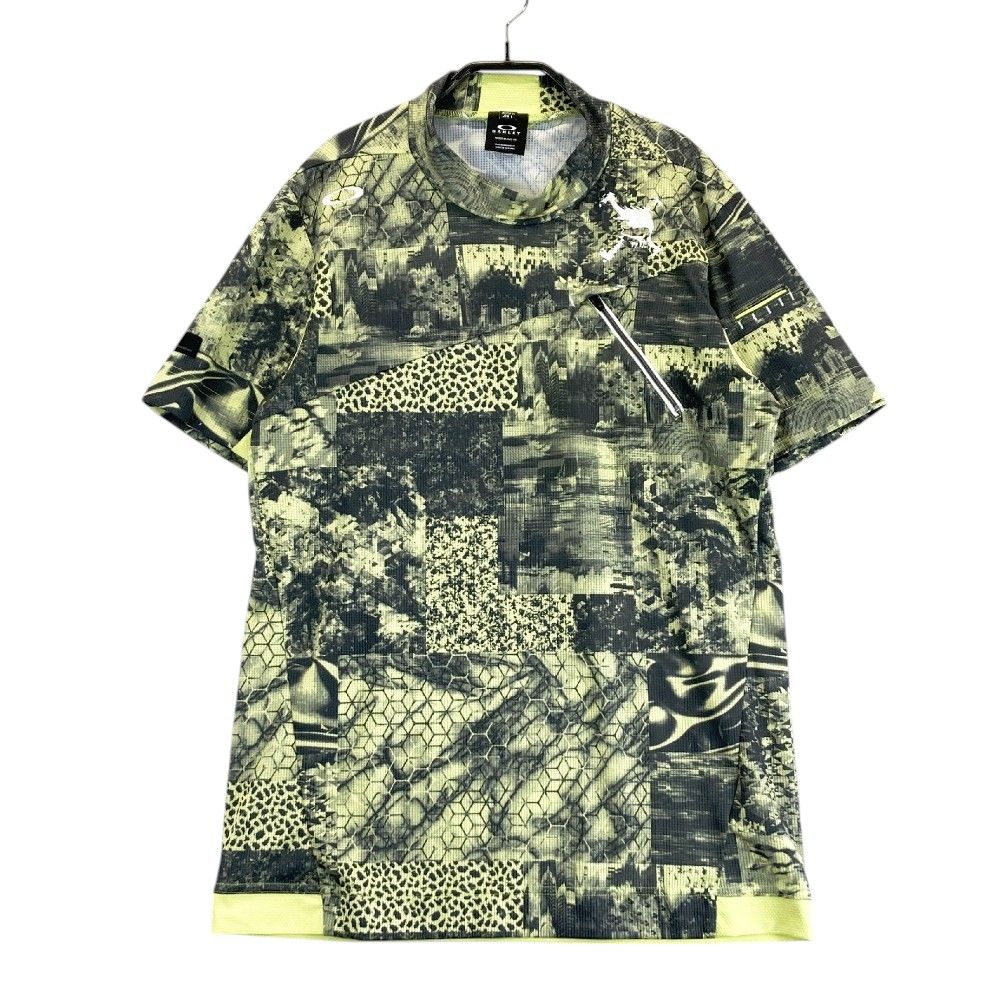 サイズ：L OAKLEY オークリー 2023年モデル ハイネック半袖Tシャツ スカル 総柄 グリーン系 [240101214720] ゴルフウェア メンズ ストスト サイズ：L OAKLEY オークリー 2023年モデル ハイネック半袖T