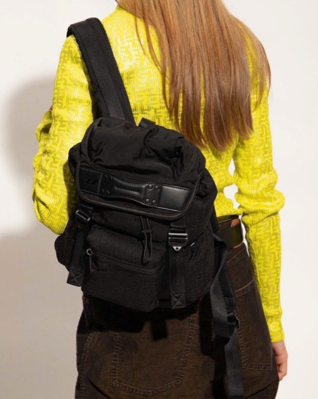 人気◆DIESEL バックパック