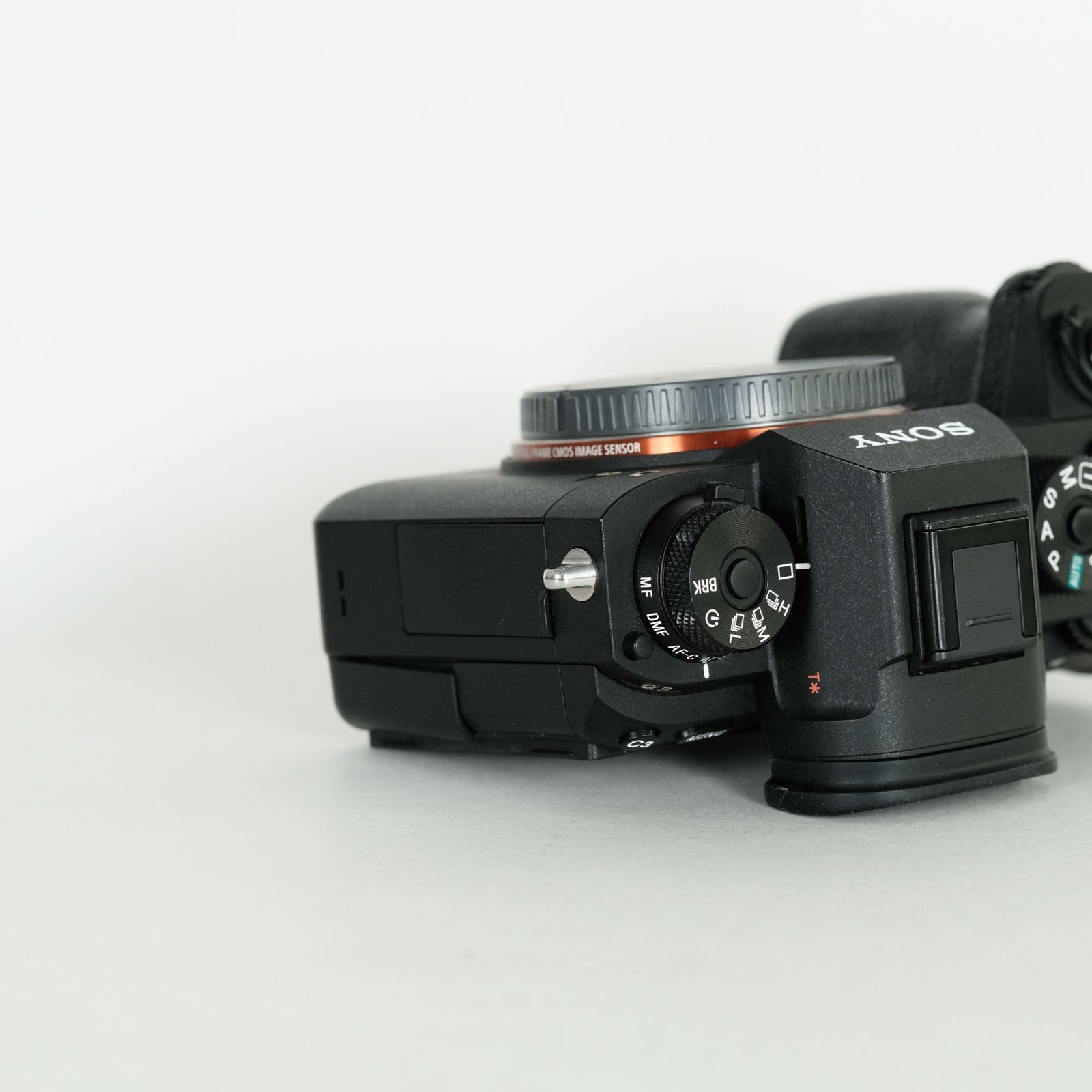 ILCE-9 |