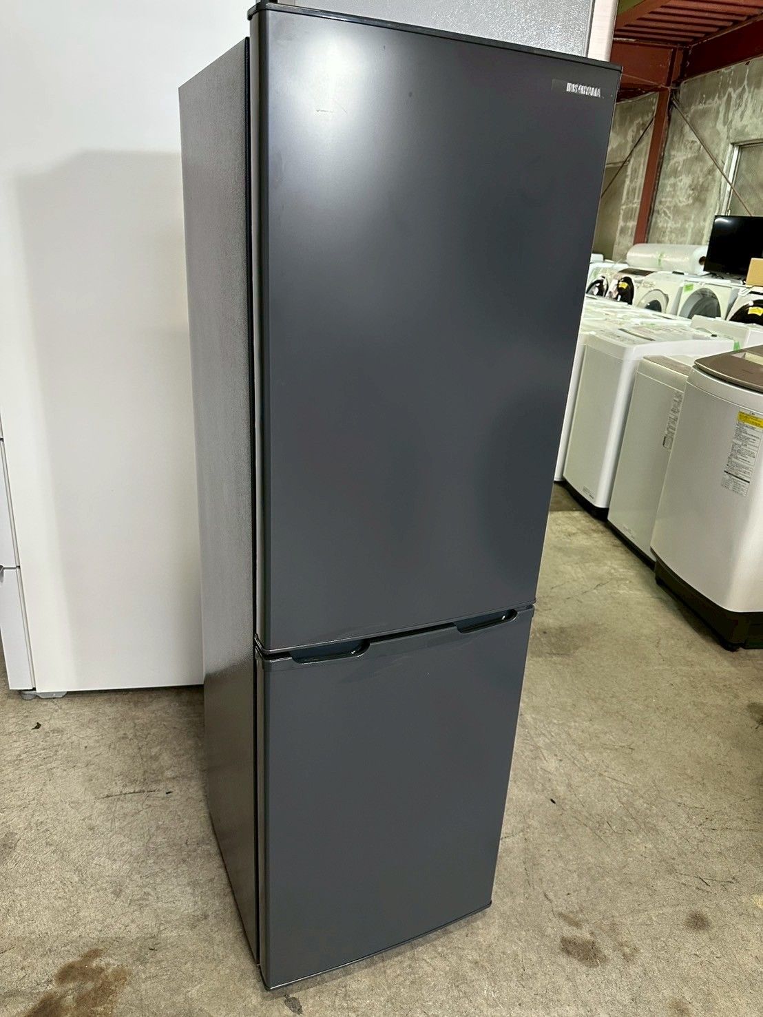 大阪送料無料★3か月保障付き★冷蔵庫★シャープ★2ドア★2019年★SJ-PD28E-T★R-179 大阪送料無料☆3か月保障付き☆冷蔵庫☆シャープ☆2ドア☆2019年☆SJ