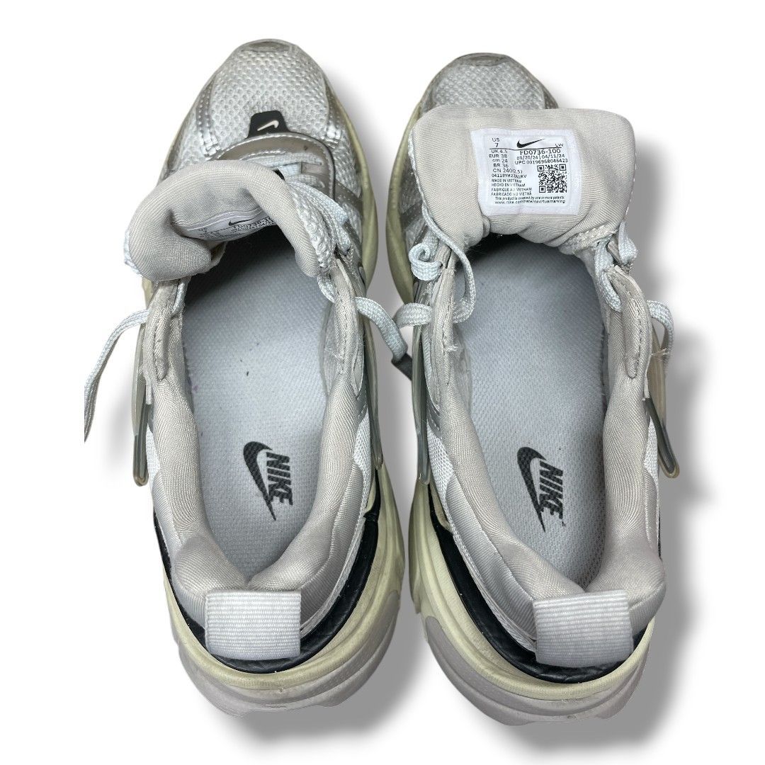 Nike W V2K RUN ナイキ W V2K ラン FD0736-100 銀 シルバー silver 24cm レディース ナイキ スニーカー 靴 シューズ プラスエスW-No 217 - メルカリ