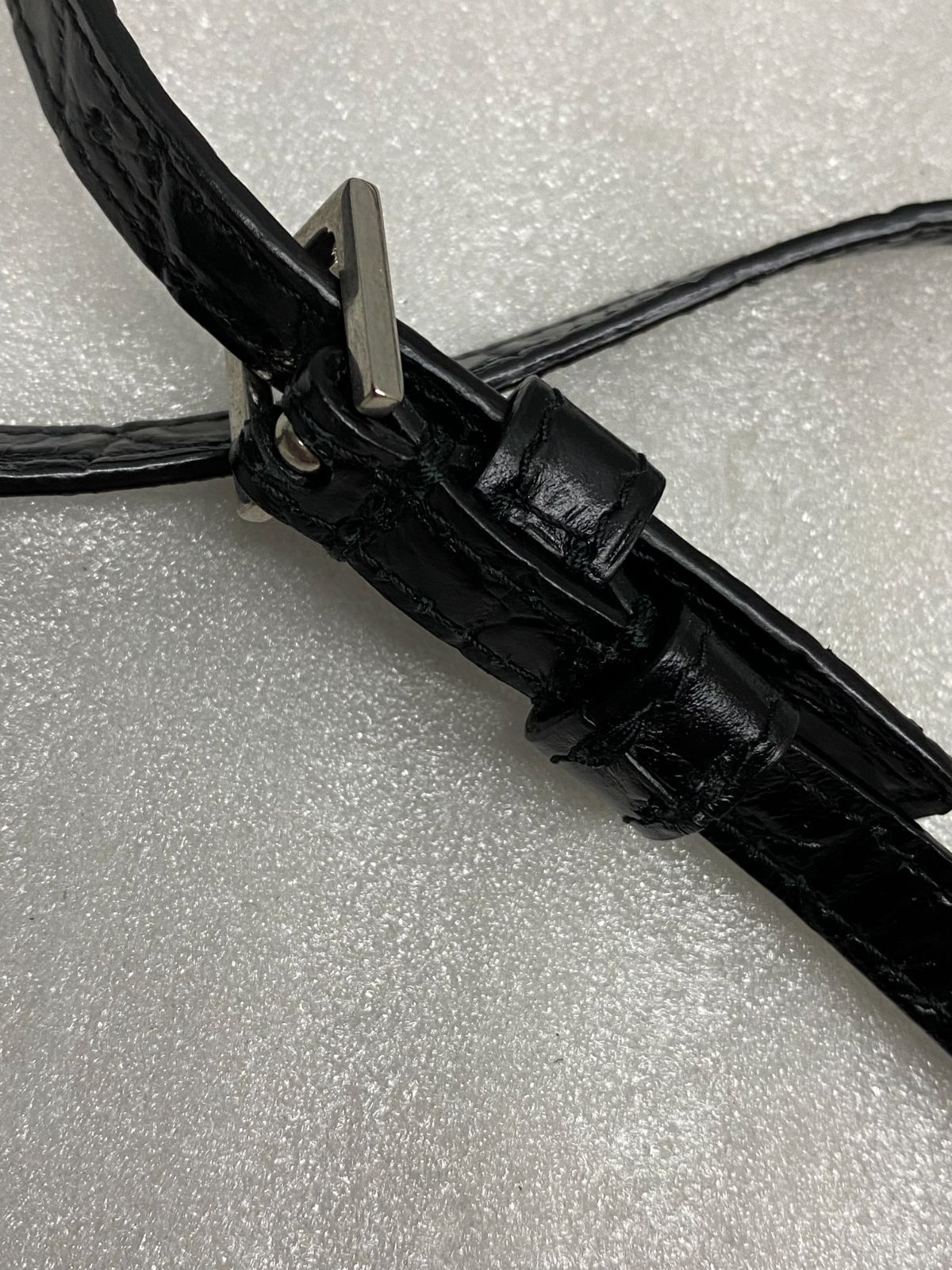 ★Saint Laurent直営店★クロコ型押レザー スマートフォンケース 楽天市場】SAINT LAURENT サンローラン フォンケース 667713