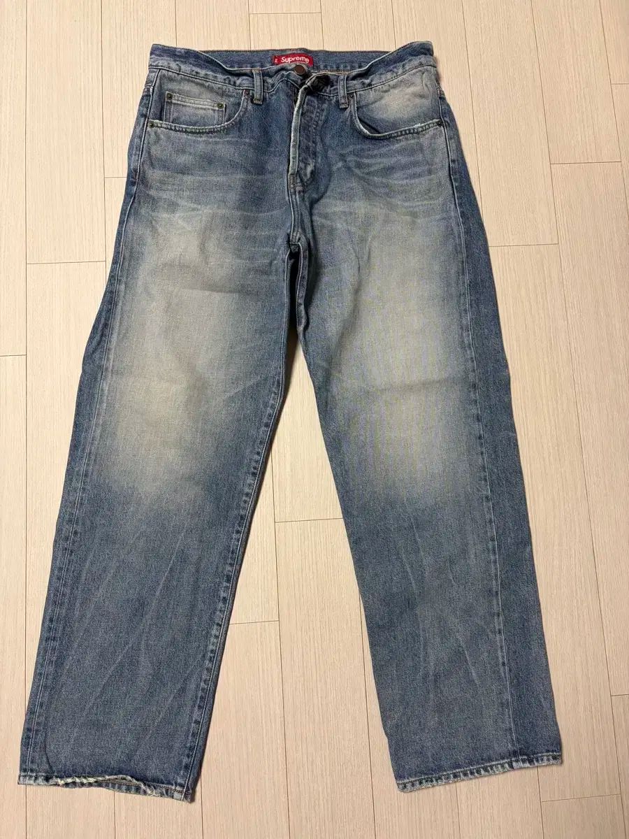 シュプリーム ディストレスト ルーズフィット セルビッジジーン ウォッシュド Indigo 34