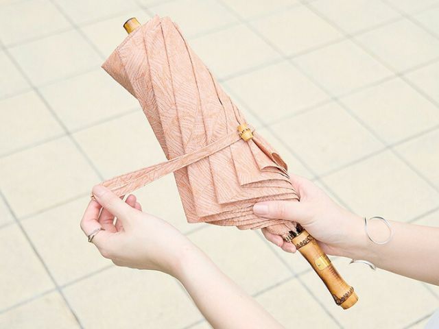 シセイ 折り畳み日傘