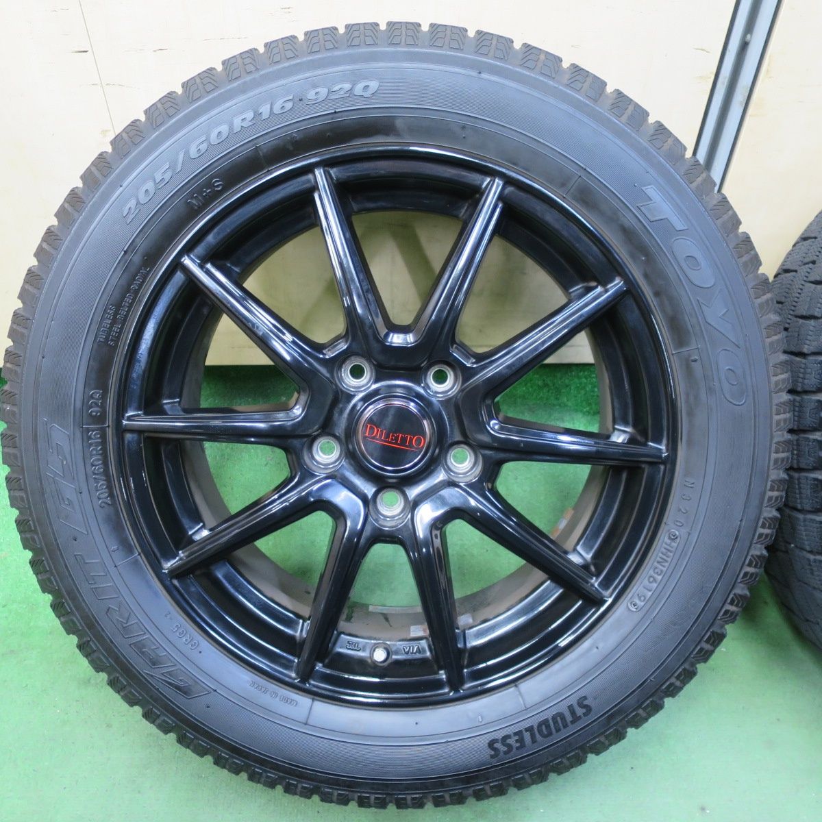 205/60R16 2021年 溝ありスタッドレス Schneider 205/60R16 2021年 溝ありスタッドレス Schneider - メルカリ