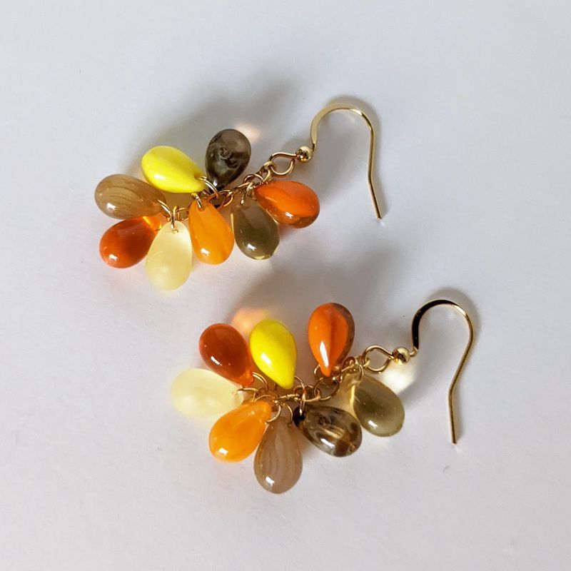 No.21 オレンジ系 ドロップビーズのピアス ハンドメイド No.21 オレンジ系 ドロップビーズのピアス ハンドメイド