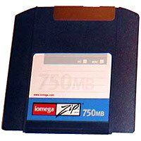 Zip 750?MB PC / MacカートSingle Clamshell quad-lingual