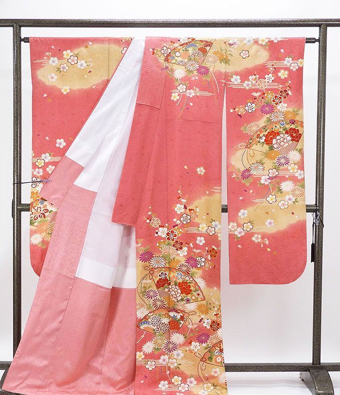 正絹　振袖　着丈160㎝ 振袖 身丈160.5cm 裄丈64cm 正絹 秀品