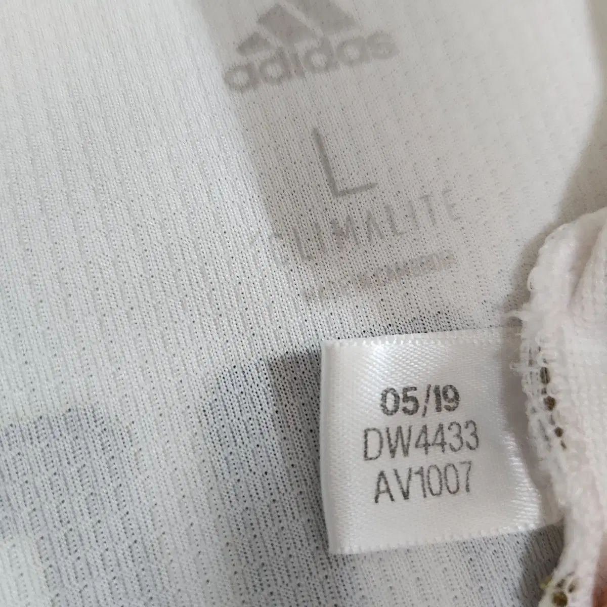 ルマドリード トニークロス